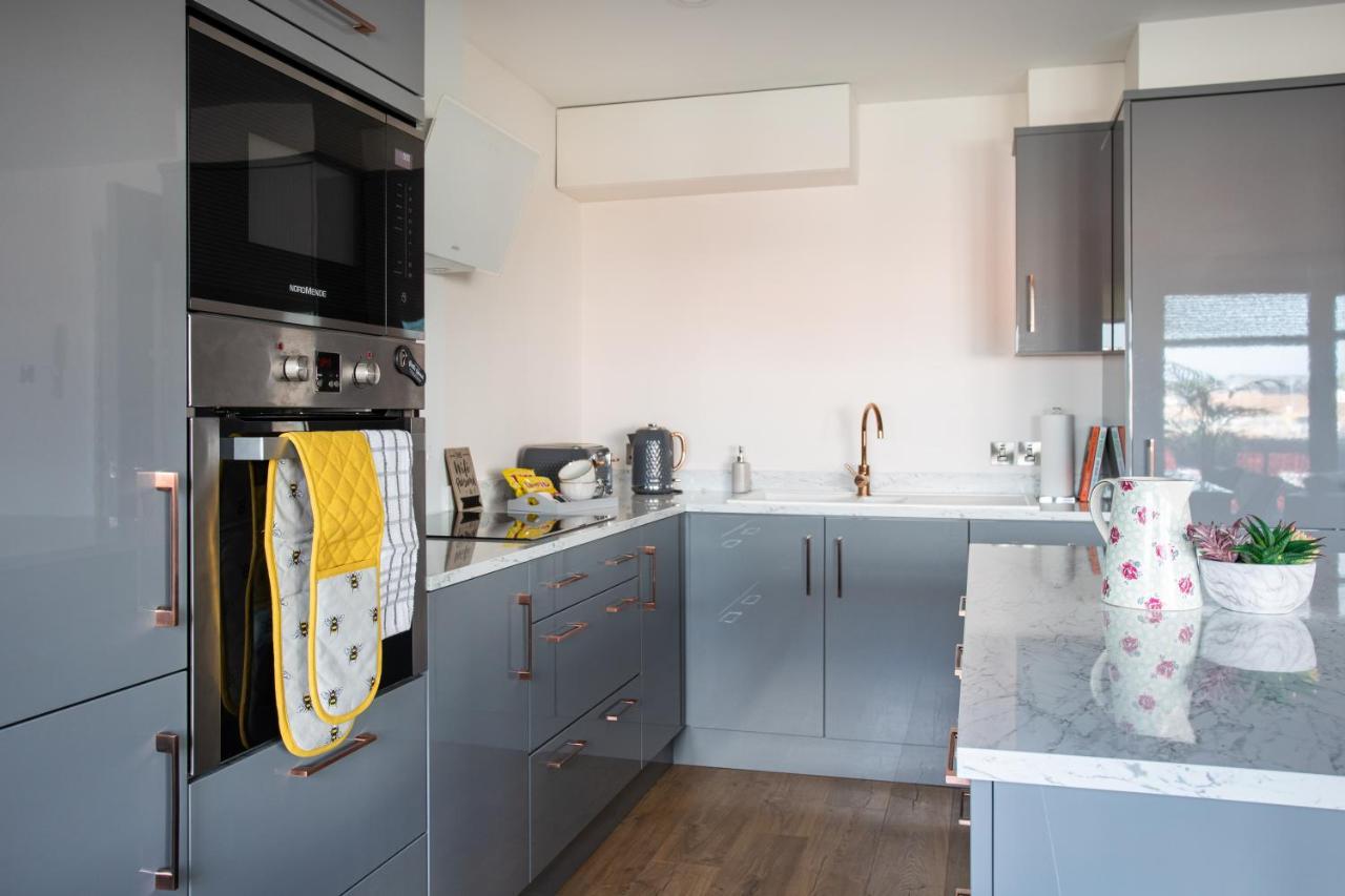 New Lisburn Road Apartment - Free Parking ベルファスト エクステリア 写真
